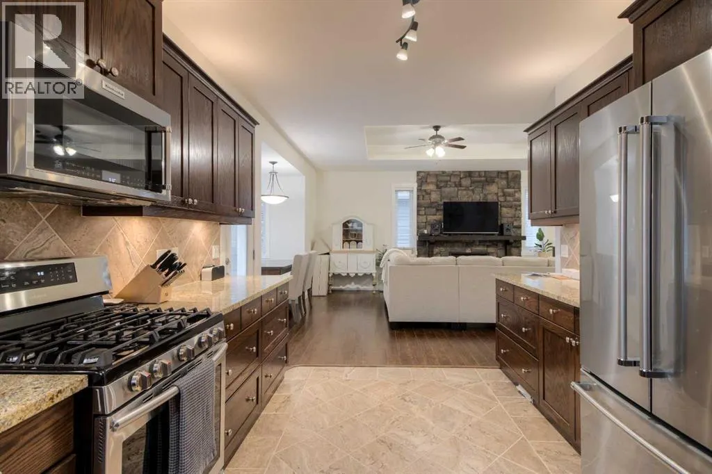 2202 Cedar Crescent