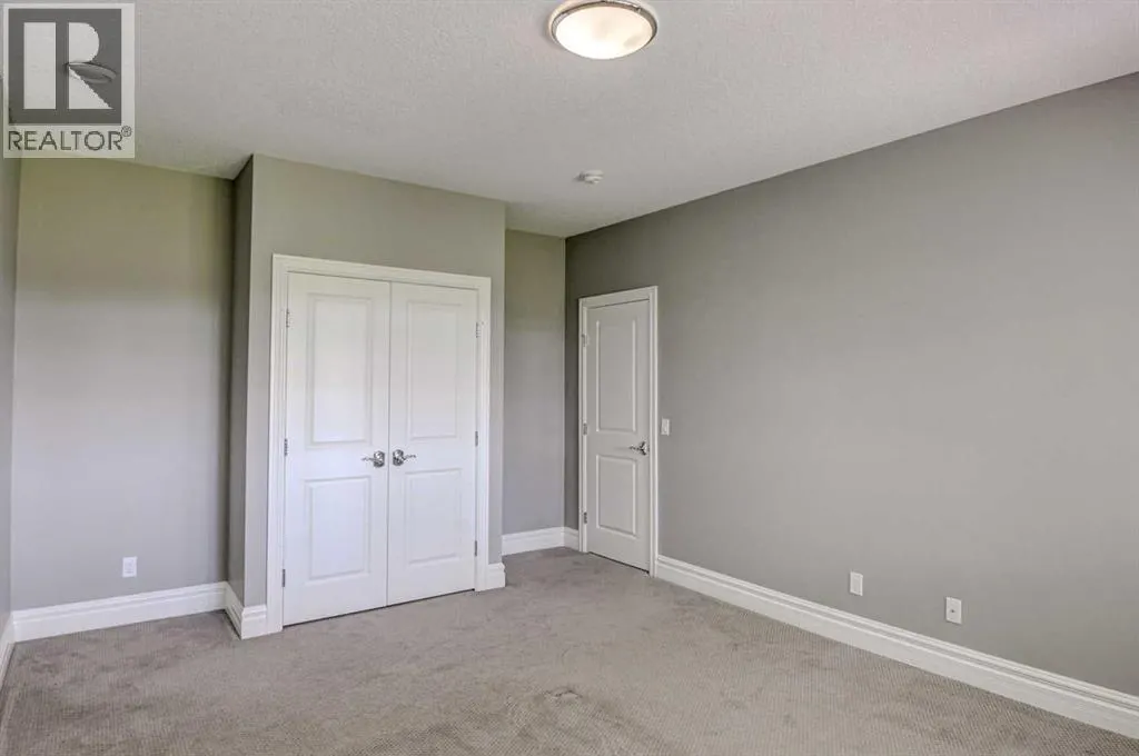 161 Glyde Park