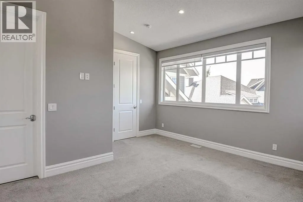 161 Glyde Park