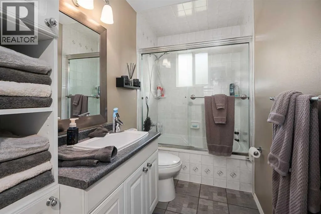 156 Rundlehill Drive NE