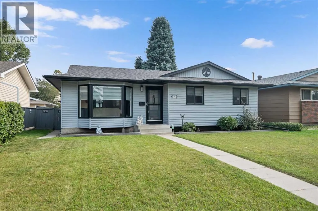 156 Rundlehill Drive NE