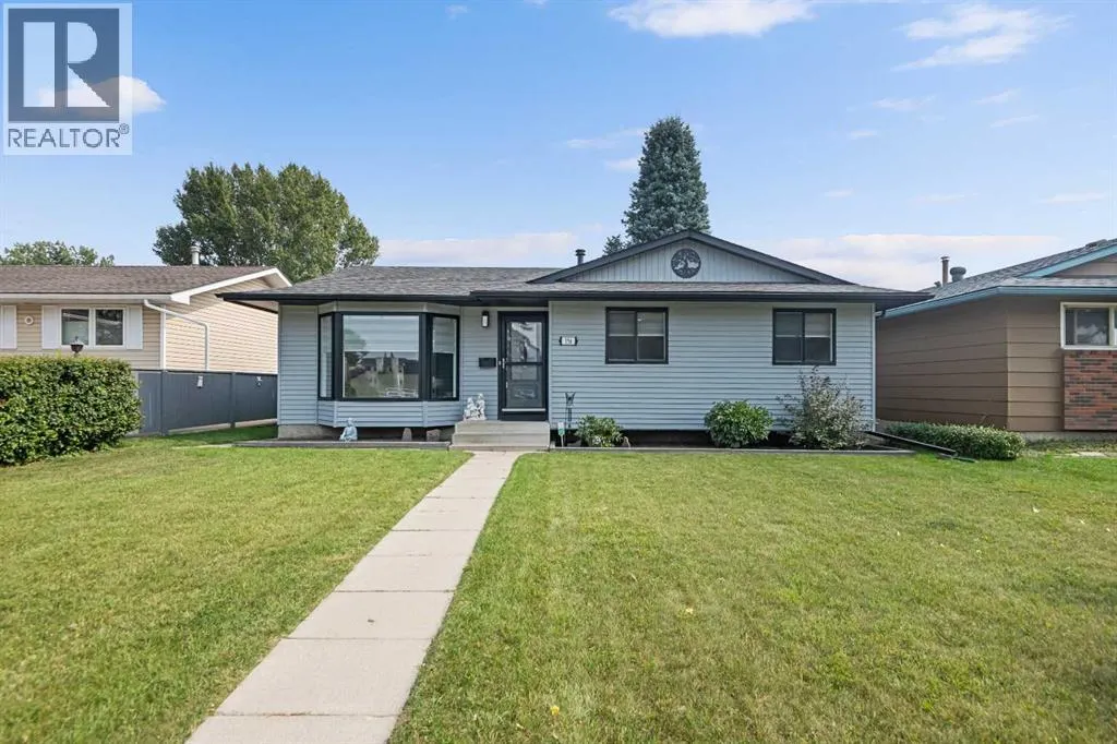 156 Rundlehill Drive NE