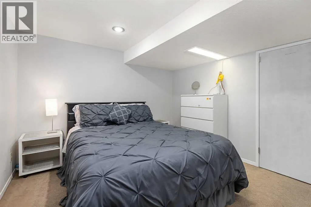 156 Rundlehill Drive NE