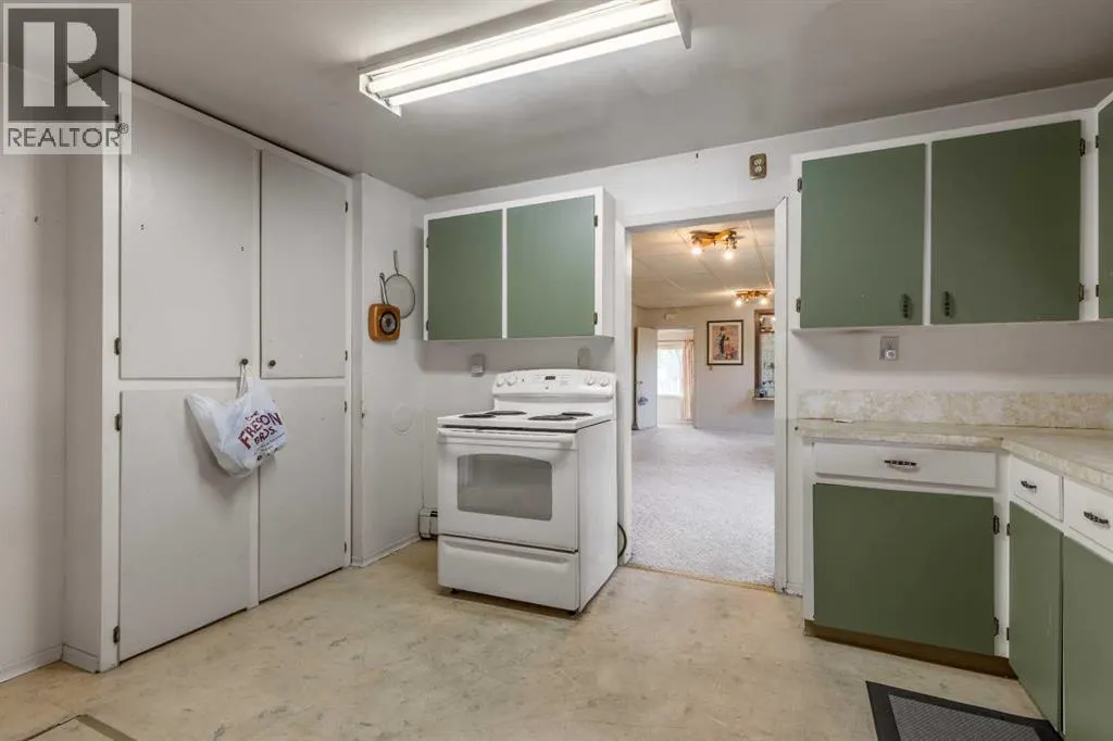 121 22 Street