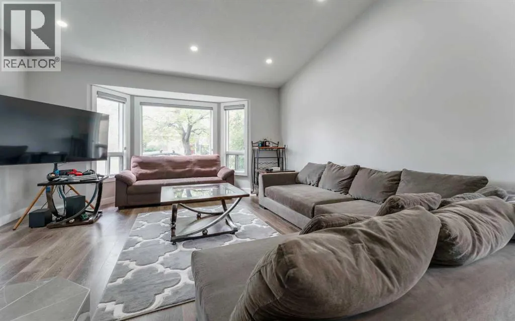 36 Whitehaven Road NE
