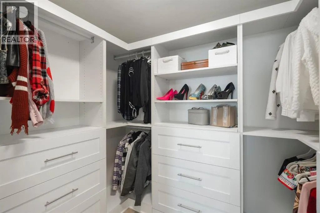 2203, 42 Cranbrook Gardens SE