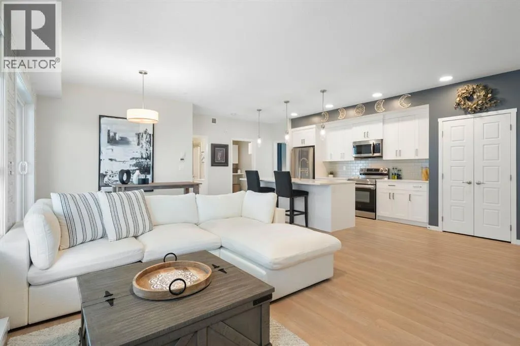 2203, 42 Cranbrook Gardens SE