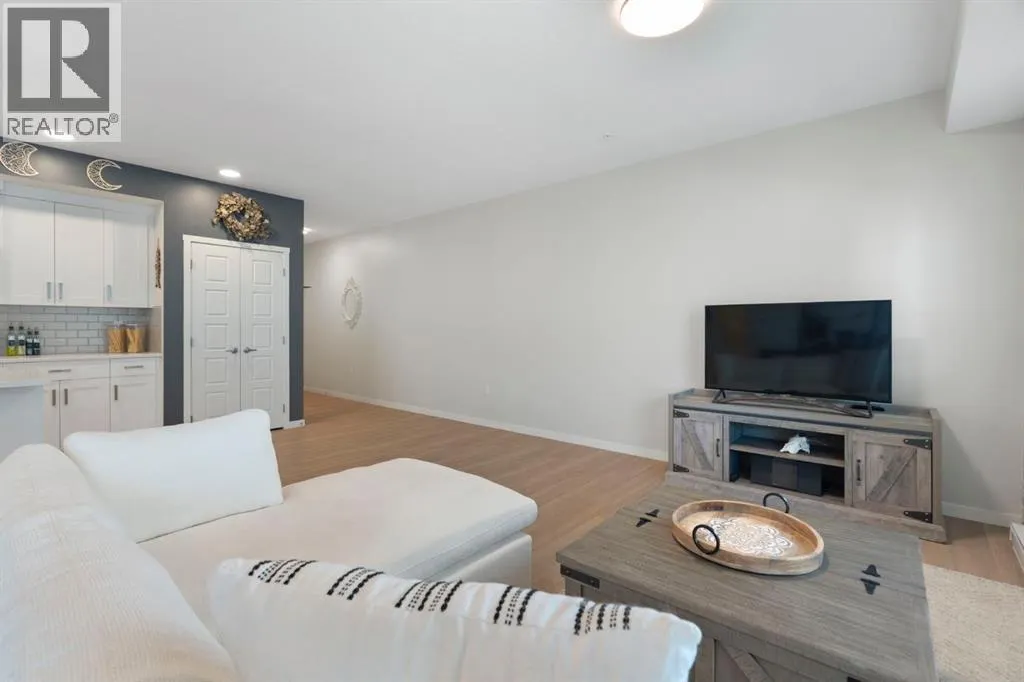 2203, 42 Cranbrook Gardens SE