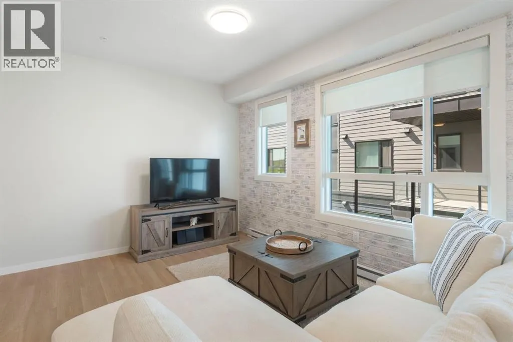 2203, 42 Cranbrook Gardens SE