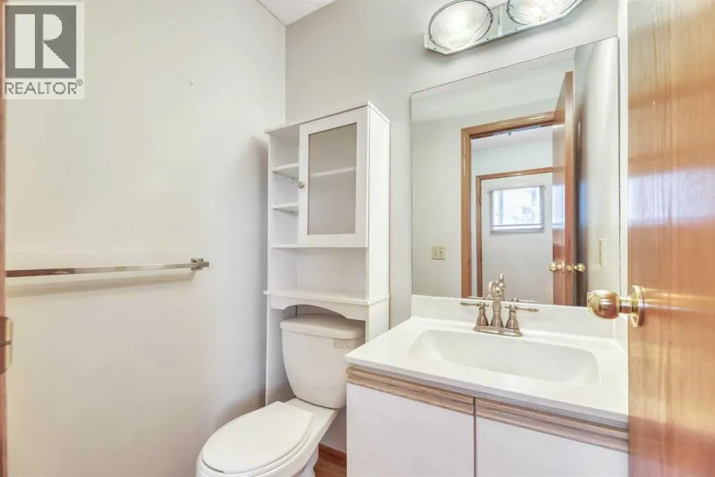 103 Riverglen Park SE