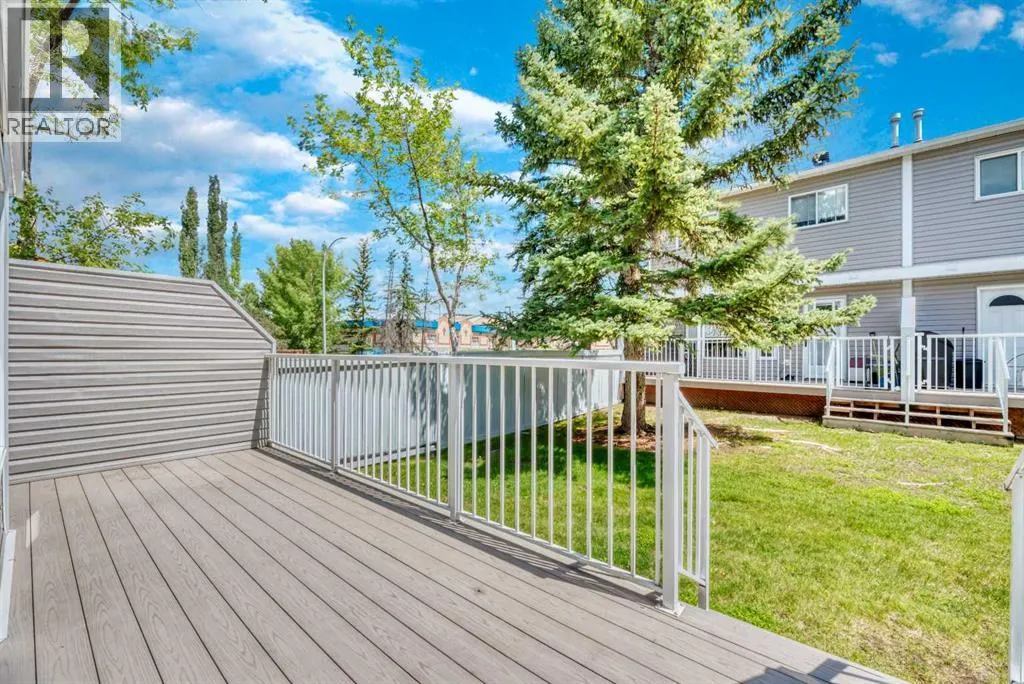 103 Riverglen Park SE