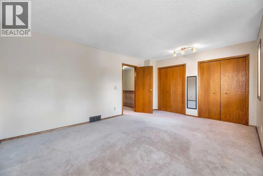 103 Riverglen Park SE