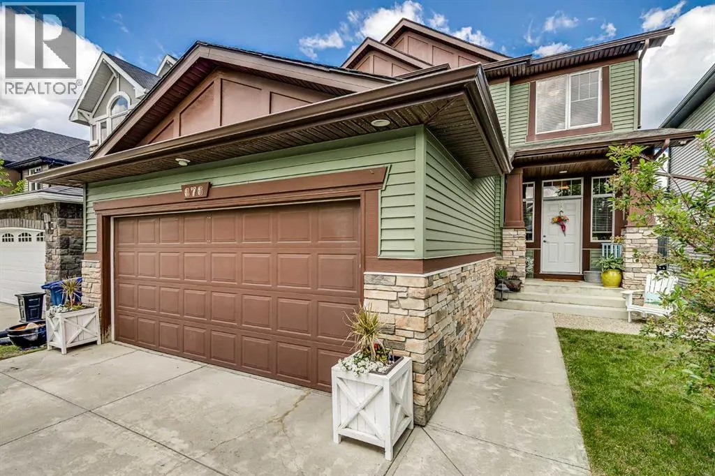 676 Coopers Drive SW