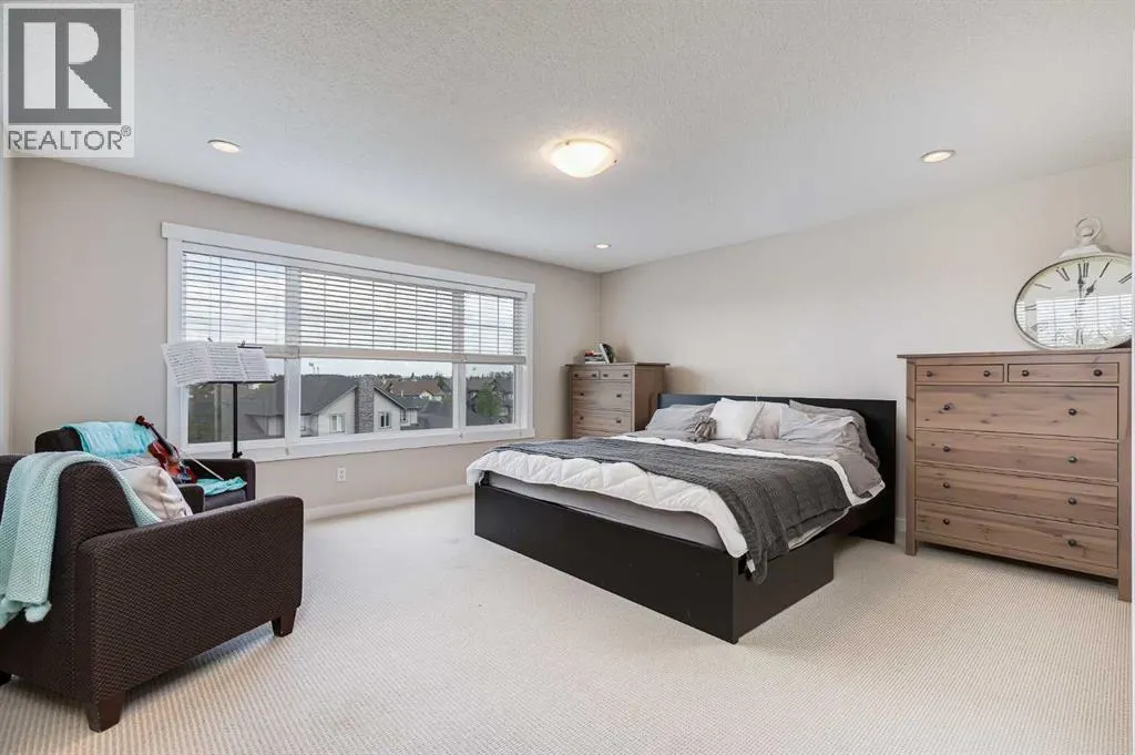 676 Coopers Drive SW