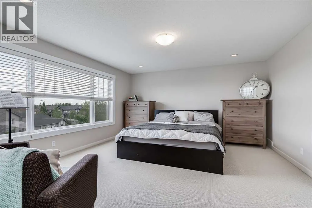 676 Coopers Drive SW