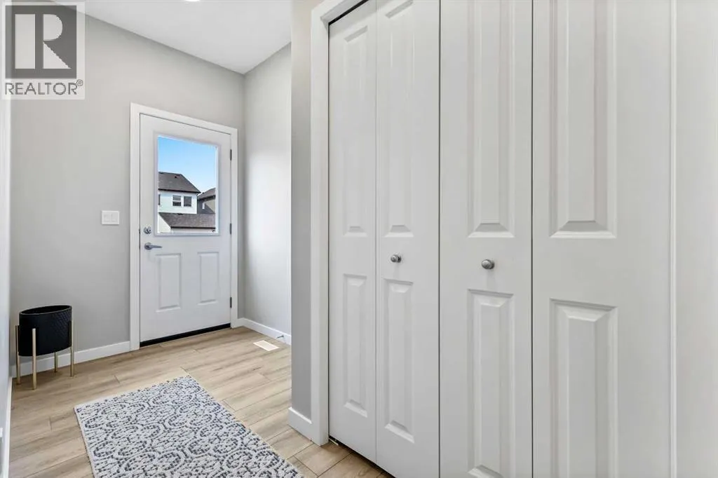 47 Finch Gardens SE