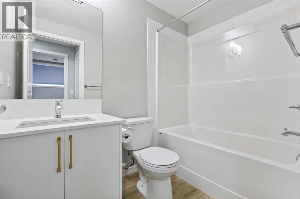 47 Finch Gardens SE