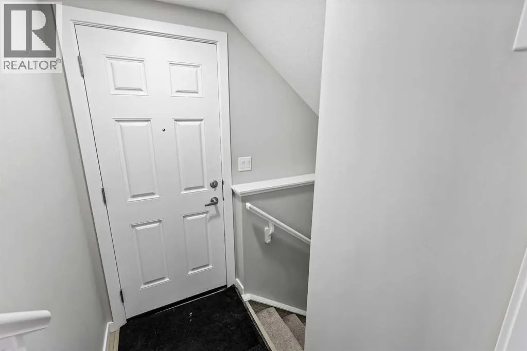 47 Finch Gardens SE
