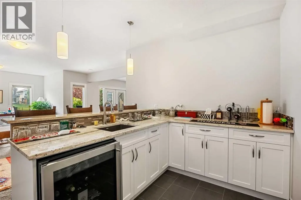 2253 Bayside Road SW