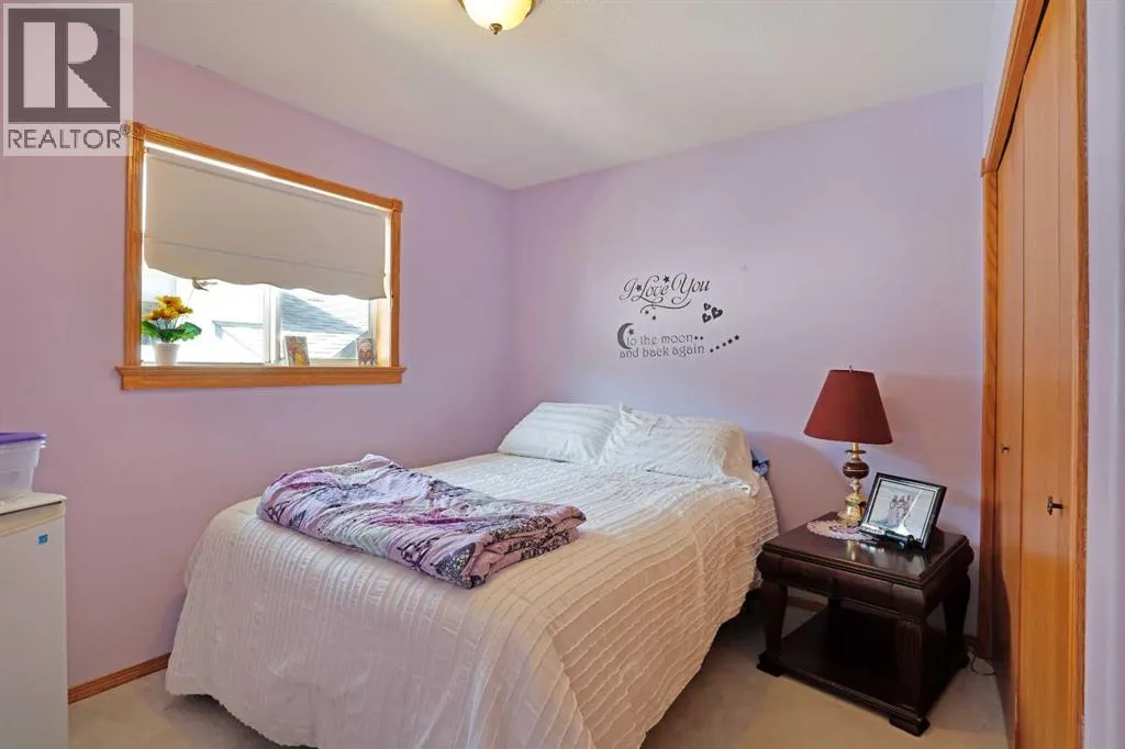 31 Upland Road W