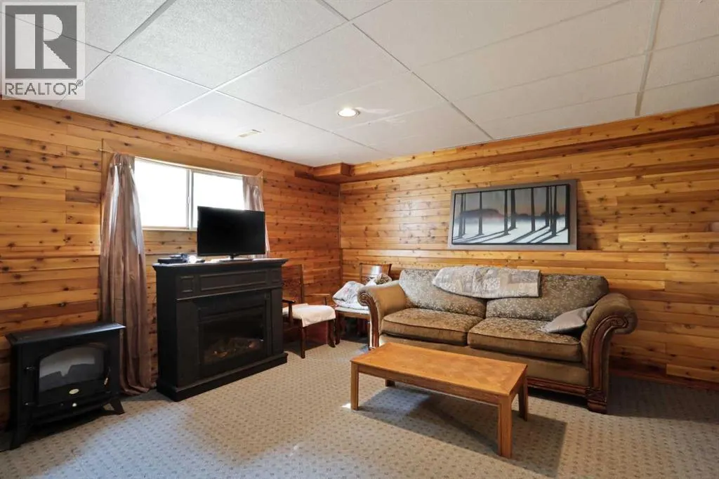 31 Upland Road W