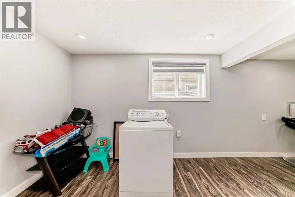 42 Taraglen Road NE