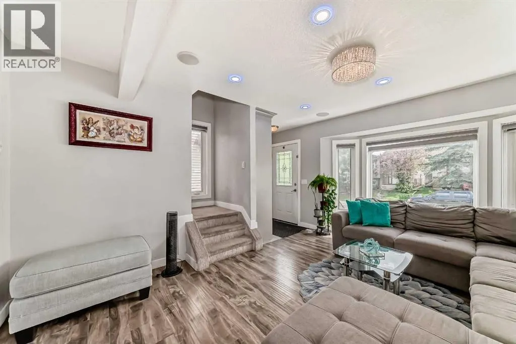 42 Taraglen Road NE