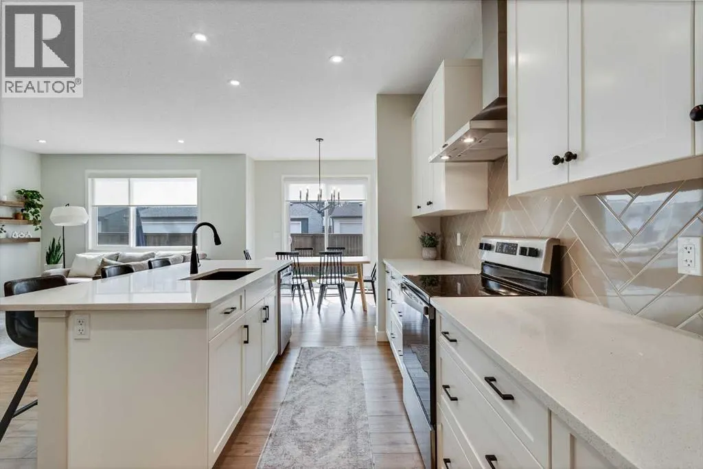101 Mallard Grove SE
