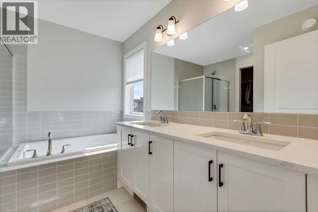 101 Mallard Grove SE