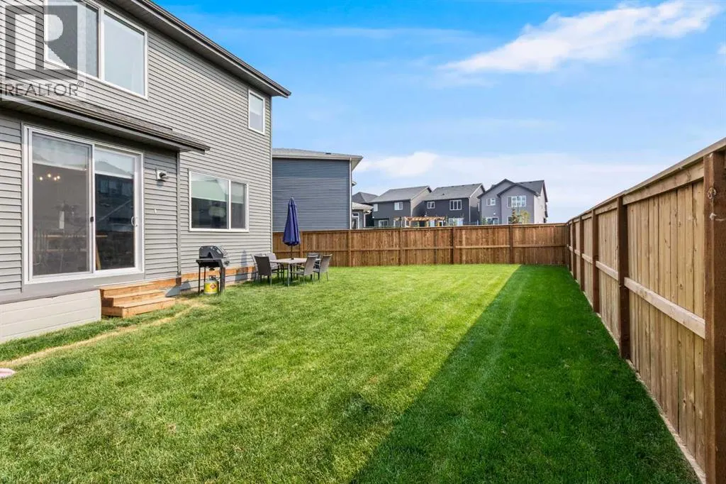 101 Mallard Grove SE