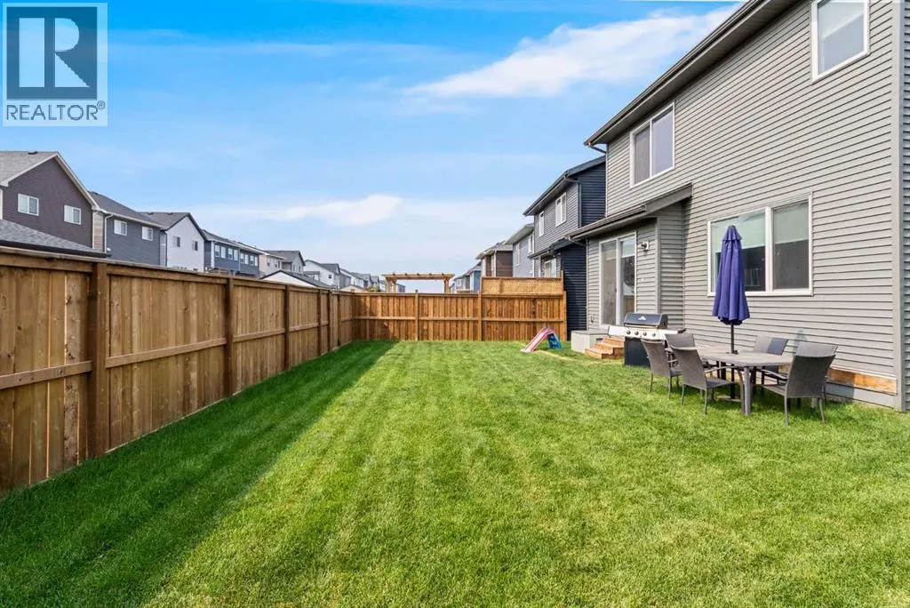 101 Mallard Grove SE