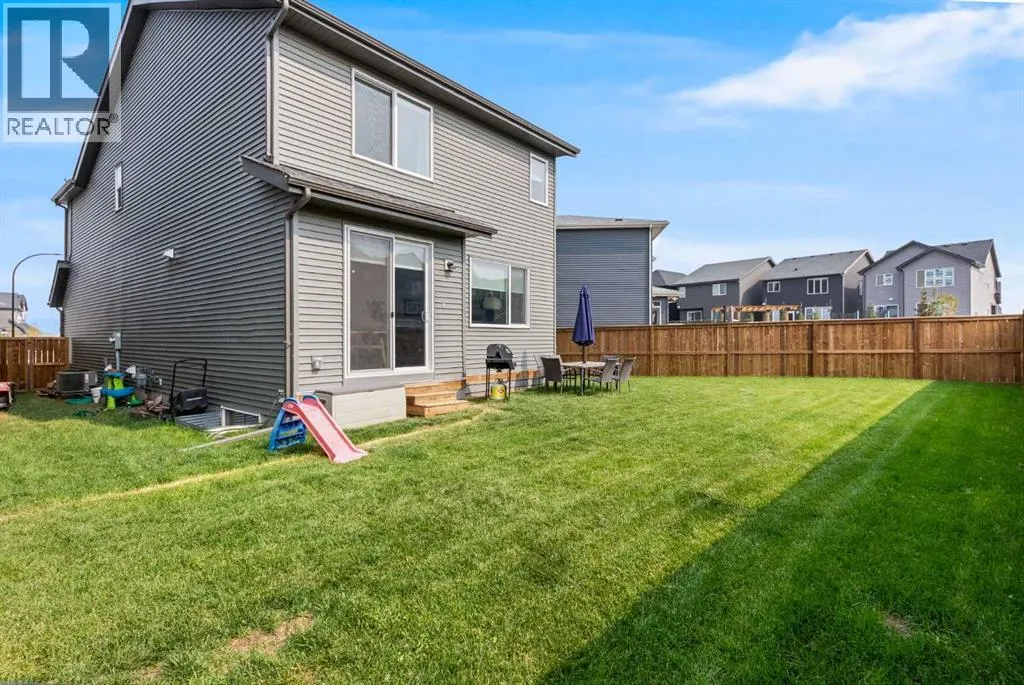 101 Mallard Grove SE