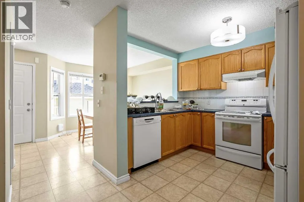5 Country Village Landing NE