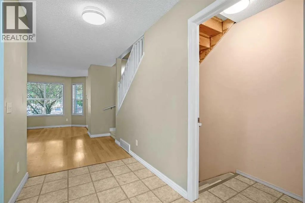 5 Country Village Landing NE