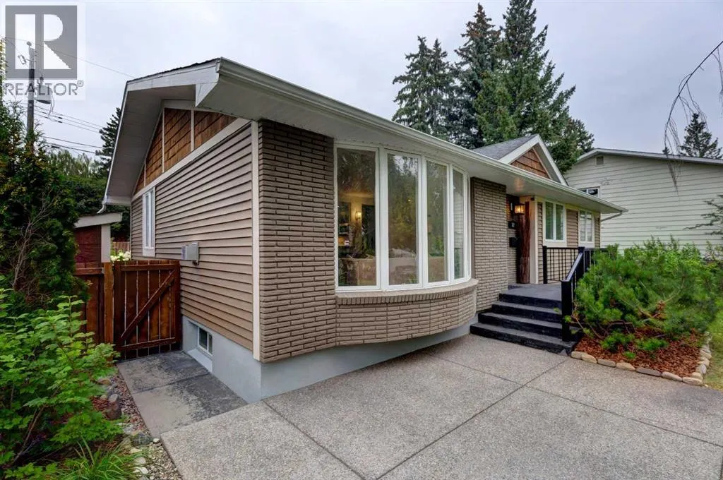 82 Gladys Ridge Road SW