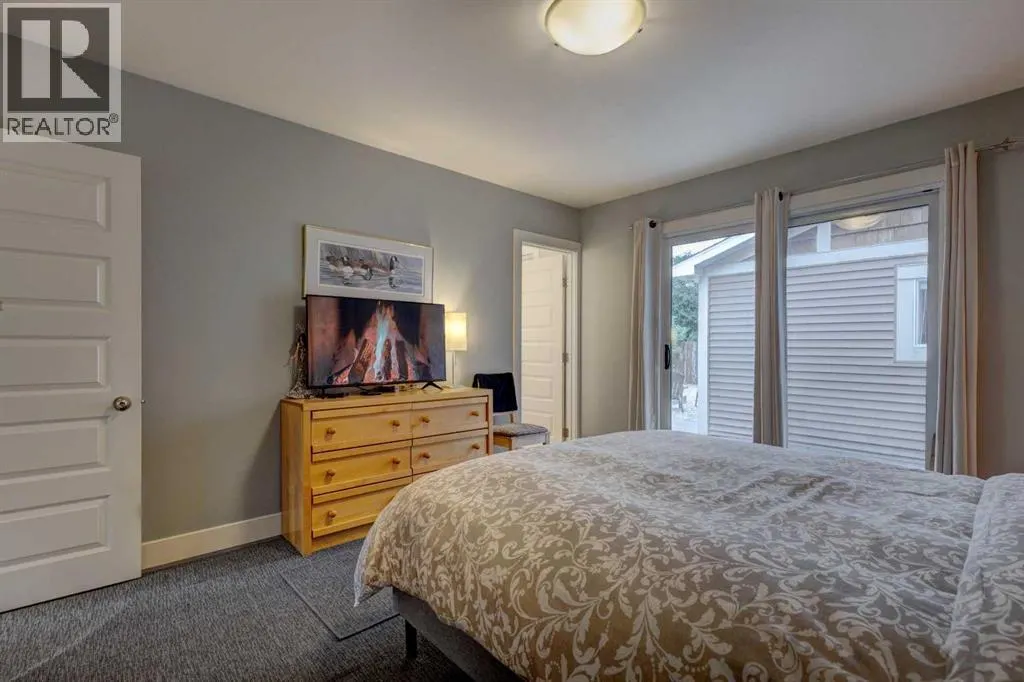 82 Gladys Ridge Road SW