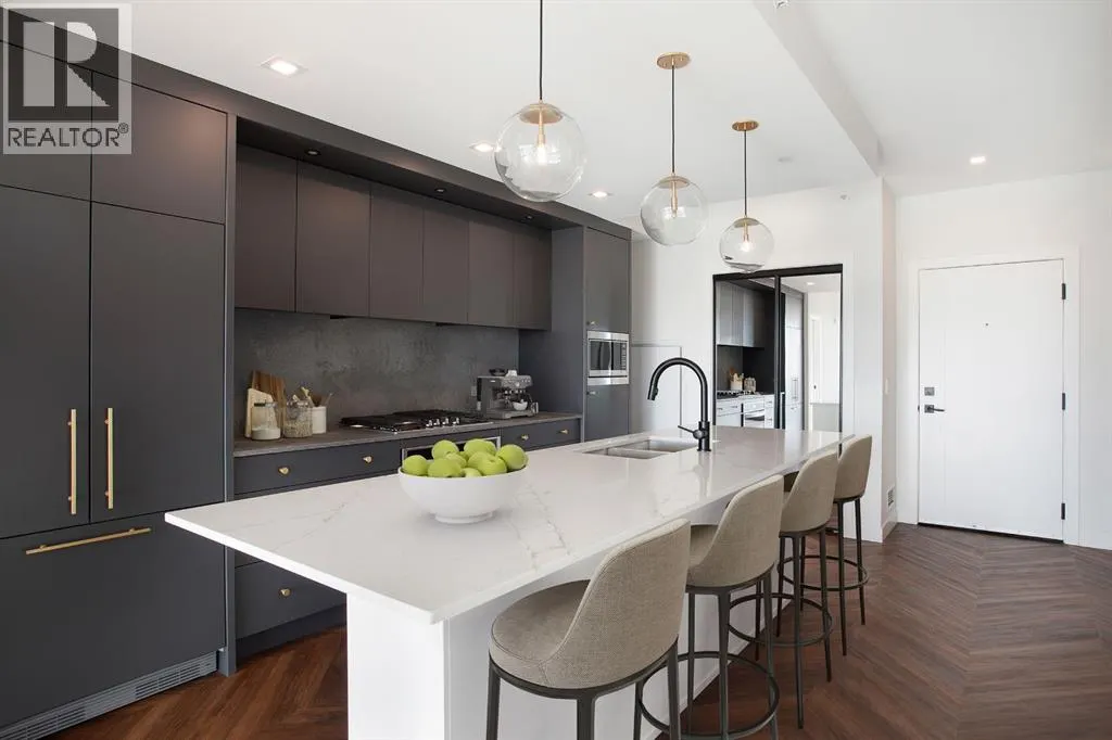 504, 8505 Broadcast Avenue SW