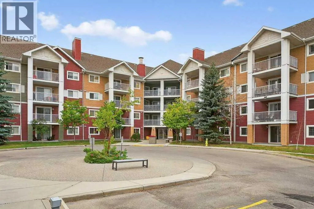 4316, 10 Prestwick Bay SE