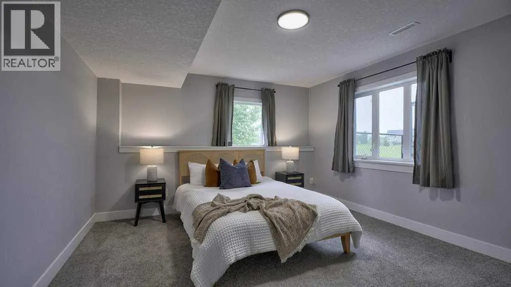 8 Crocus Ridge Point