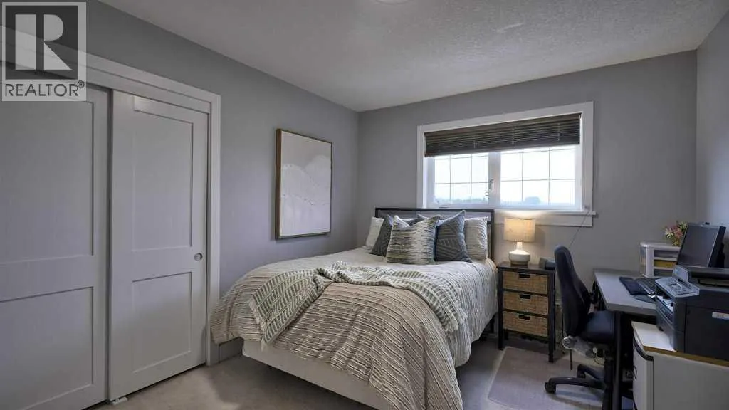 8 Crocus Ridge Point