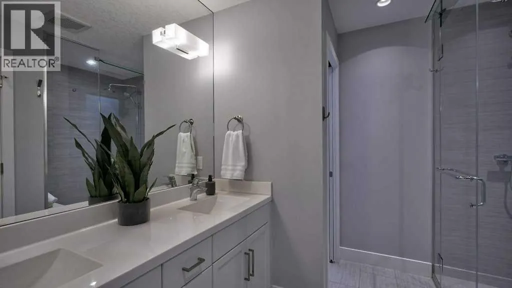 8 Crocus Ridge Point