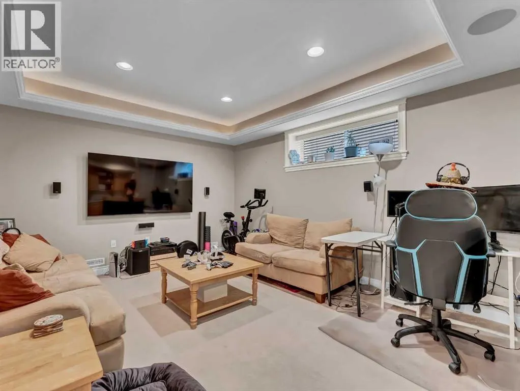 102 Sundown Road SW