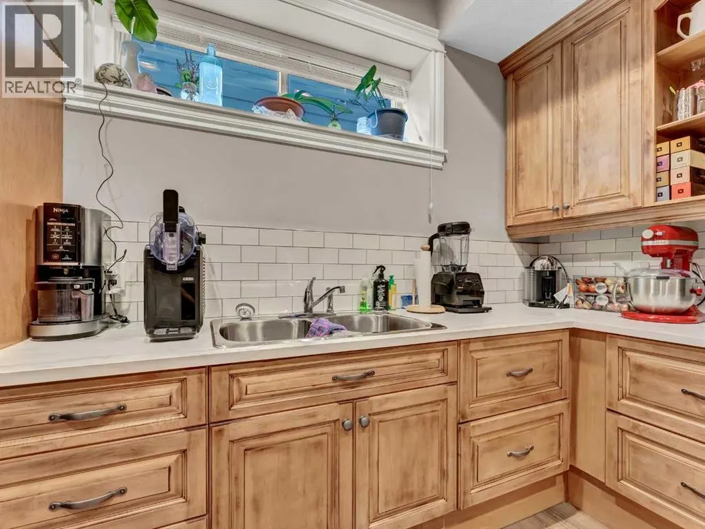 102 Sundown Road SW