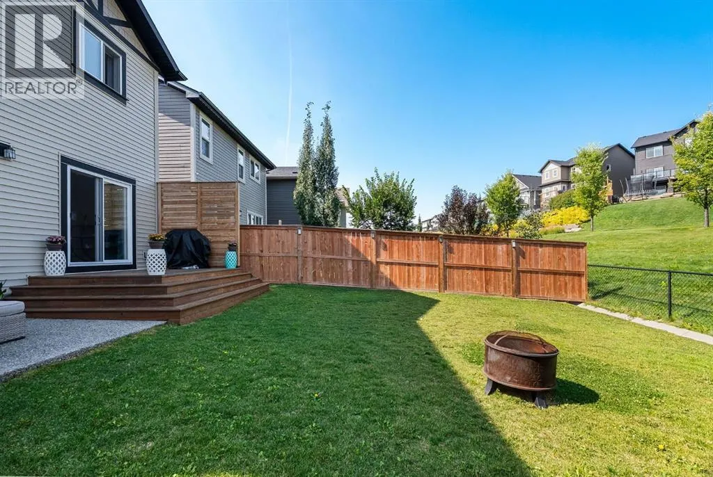 92 Hillcrest Avenue SW