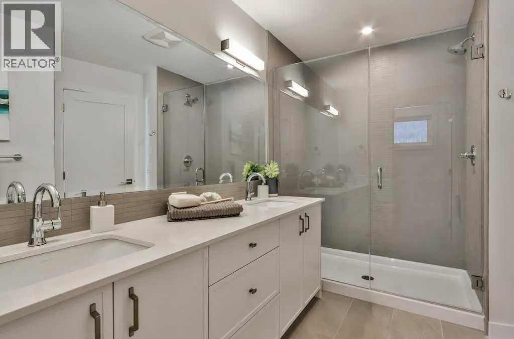 202L, 209 Stewart Creek Rise