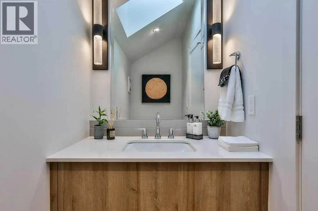 202L, 209 Stewart Creek Rise