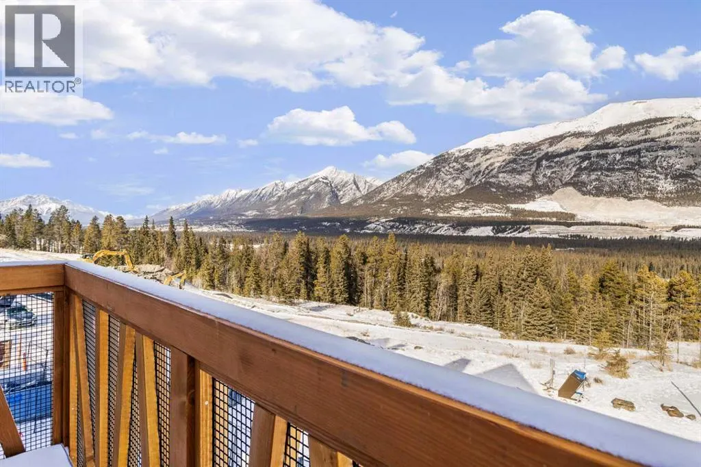 202L, 209 Stewart Creek Rise