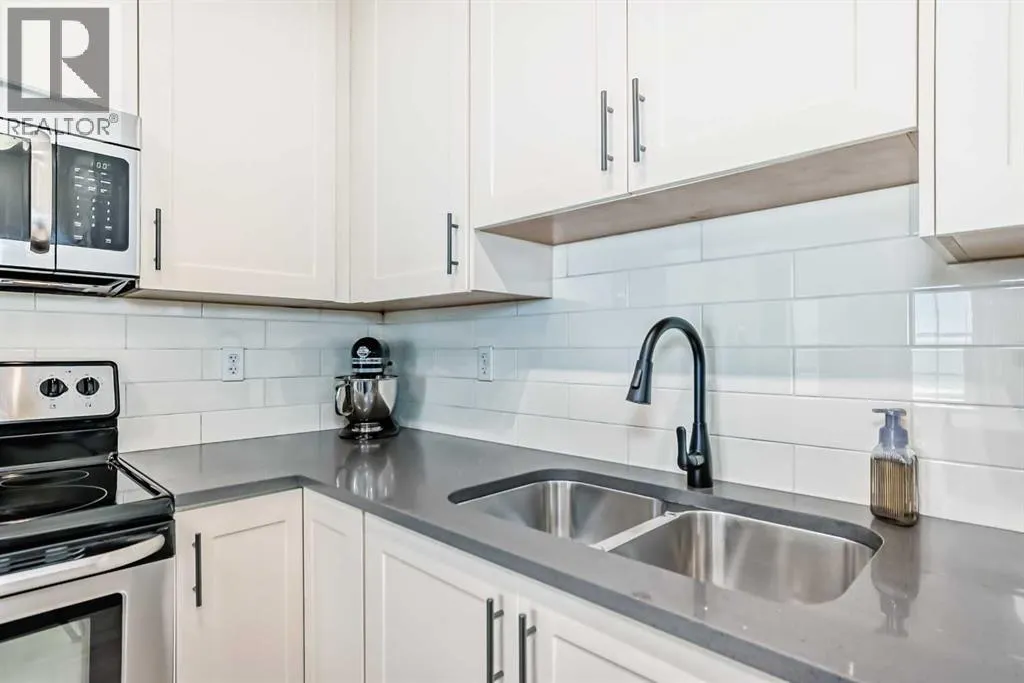2410, 99 Copperstone Park SE