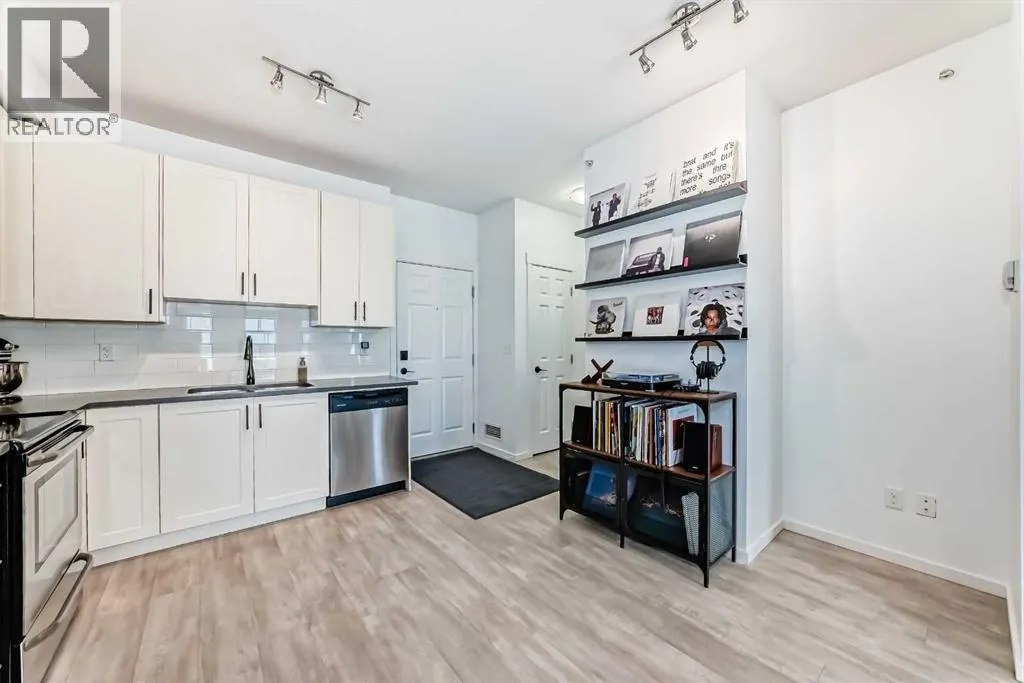 2410, 99 Copperstone Park SE
