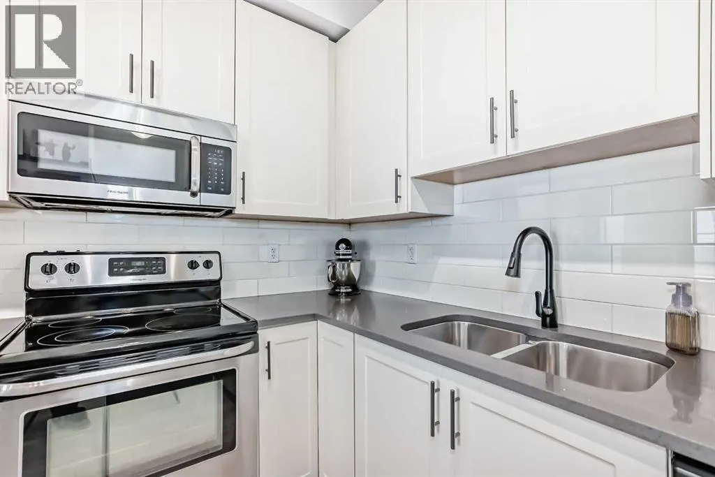 2410, 99 Copperstone Park SE